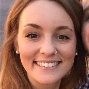 Meet your Posher, Liza